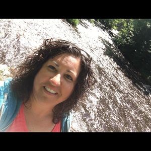 Meet your Posher, Brenda